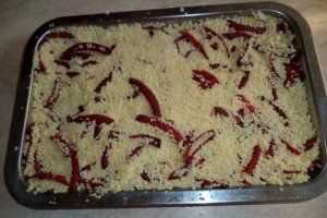 Ciuperci umplute pe pat de cuscus