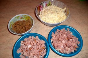 Aperitiv pateuri cu branza si rubarba