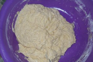 Desert placinte cu dulceata de zarzare