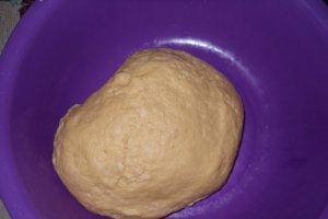 Desert placinte cu dulceata de zarzare