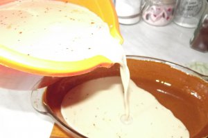 Desert flan cu lapte condensat, ness si frisca