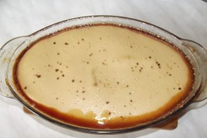 Desert flan cu lapte condensat, ness si frisca