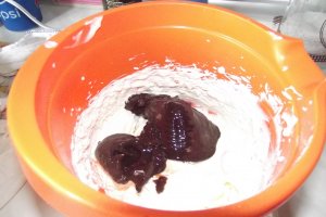 Desert rulada cu crema de lapte condensat