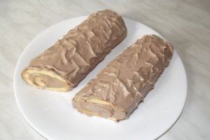 Desert rulada cu crema de lapte condensat