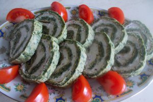 Aperitiv rulada cu spanac si branza de vaci