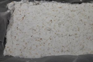Desert prajitura cu ciocolata, nuca de cocos si crema de vanilie