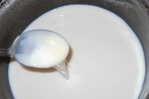Desert prajitura cu crema de lapte condesat