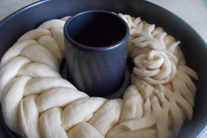 Colac impletit in 5. Un an de bucătăraș...