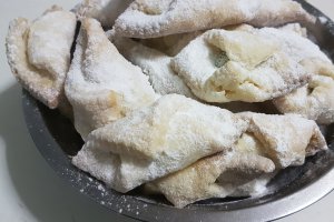 Desert cornulete cu untura