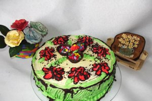 Desert tort cu nuca si crema de vanilie