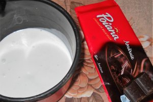 Desert negresa cu ciocolata