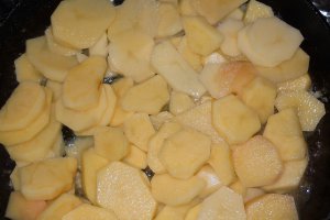 Cartofi cu peste la cuptor