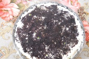 Aperitiv tarta cu jambon si icre negre