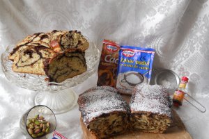 Desert cozonac cu fistic si ciocolata
