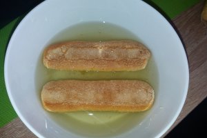 Desert tort diplomat cu compot de piersici- reteta nr. 400