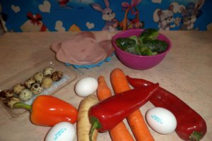 Aperitiv aspic de legume si oua de prepelita