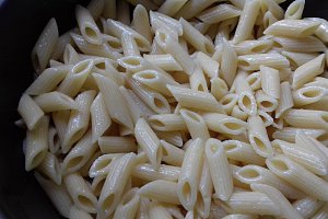 Salata de paste cu ton