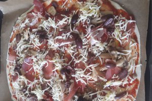 Pizza italiana adevarata