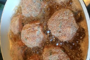 Aperitiv oua scotiene