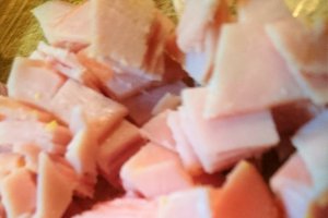 Aperitiv oua umplute pe pat de ciuperci (fara maioneza)