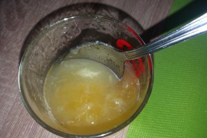 Limonada cu miere si lamaie
