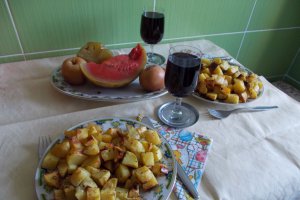 Cartofi aromatizati, la cuptor