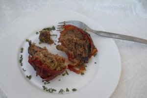 Chiftele in foi de ceapa invelite in jambon