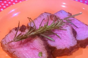 Friptura de vitel cu rozmarin