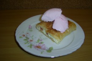 Strudel cu branza