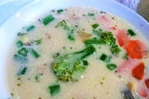 Supa  cu  broccolini