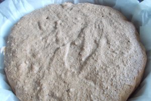 Desert tort cu capsuni si crema mousseline