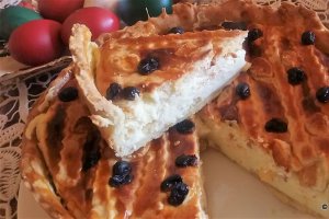 Desert pasca cu branza si smantana