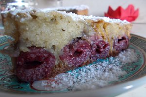 Desert clafoutis cu visine
