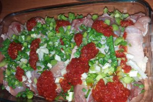 Friptura de pui cu usturoi verde