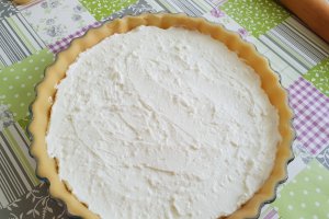 Desert crostata cu ricotta si marmelada de capsuni