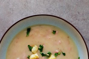 Supa de sparanghel alb cu sunca presata
