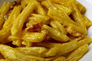 Paste cu pancetta si sofran