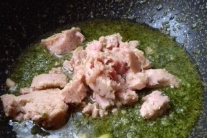 Paste cu pesto si ton