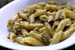 Paste cu pesto si ton