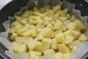 Aperitiv omleta cu cartofi si ciuperci la cuptor