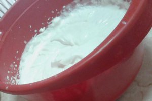 Desert cheesecake cu capsuni