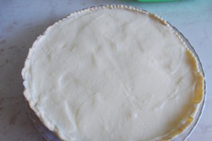 Desert tarta cu crema de vanilie si capsuni