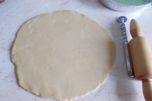 Desert tarta cu crema de lamaie si kiwi -reteta nr. 300