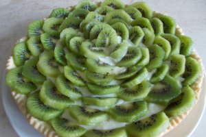 Desert tarta cu crema de lamaie si kiwi -reteta nr. 300