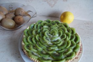 Desert tarta cu crema de lamaie si kiwi -reteta nr. 300