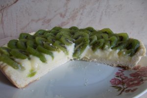 Desert tarta cu crema de lamaie si kiwi -reteta nr. 300