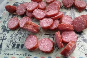 Mancarica de carnati cu rosii