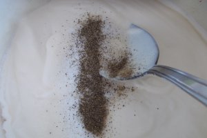 Ciorba de cartofi noi, dreasa cu smantana