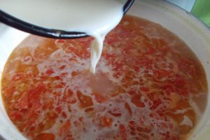 Ciorba de cartofi noi, dreasa cu smantana