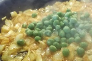 Placinta Pastilla cu carne de vita si migdale